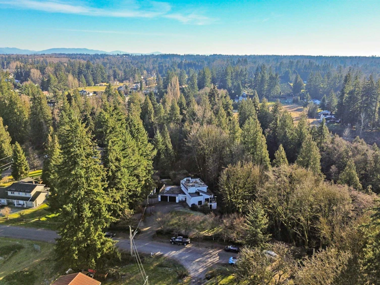 24498 54 Avenue, Langley, BC, V2Z 1H5 - 2