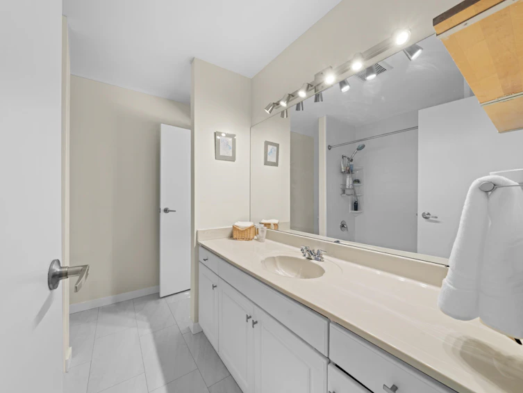4167 Bridgewater Crescent, Burnaby, BC, V3N 4M7 - 14