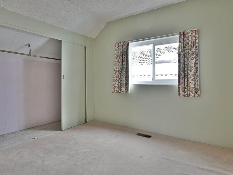 2720 W 24th Avenue, Vancouver, BC, V6L 1R1 - 10