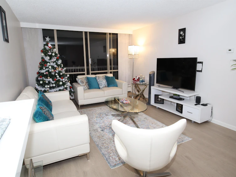 312-2012 Fullerton Avenue, North Vancouver, BC, V7P 3E3 - 5