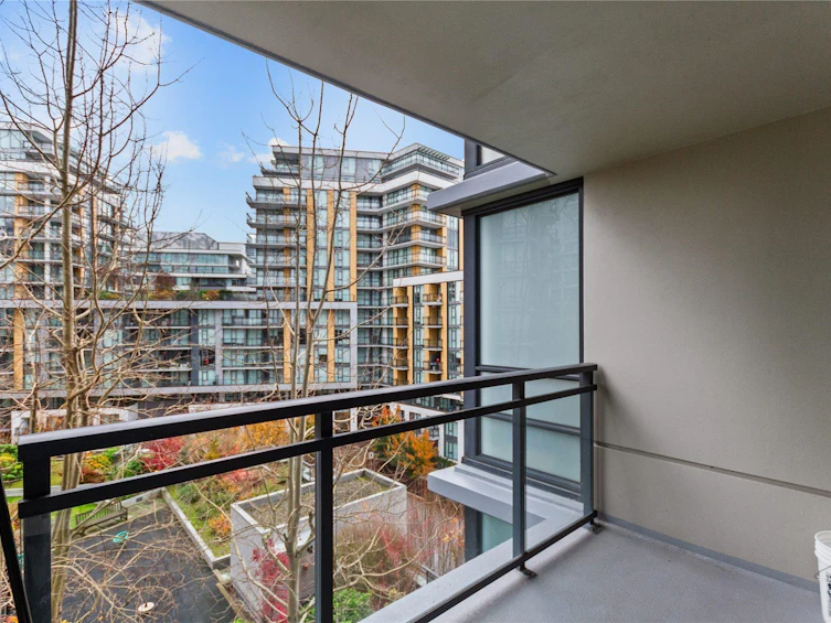 802-3333 Corvette Way, Richmond, BC, V6X 0E3 - 3