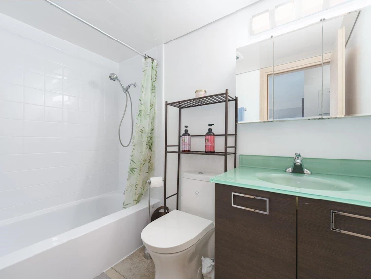 214-123 E 19th Street, North Vancouver, BC, V7L 2Y9 - 16
