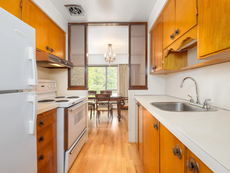 303-5475 Vine Street, Vancouver, BC, V6M 3Z7 - 12