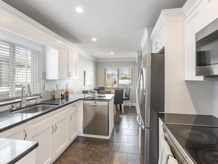 210-16233 82 Avenue, Surrey, BC, V4N 0P7 - 9