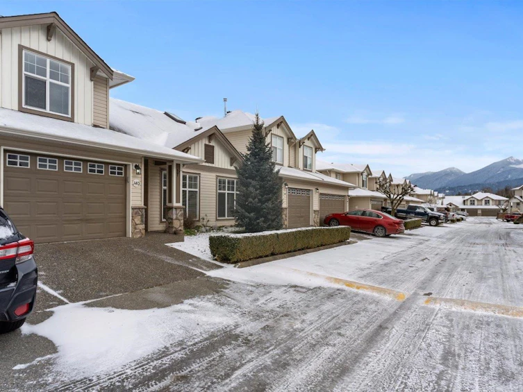 140-6450 Vedder Road, Chilliwack, BC, V2R 5N7 - 2