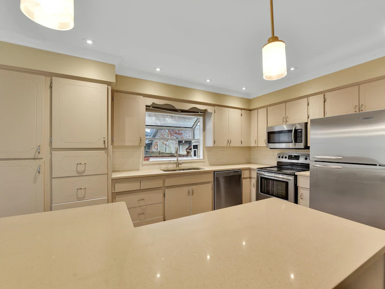 15537 84a Avenue, Surrey, BC, V3S 6M9 - 13