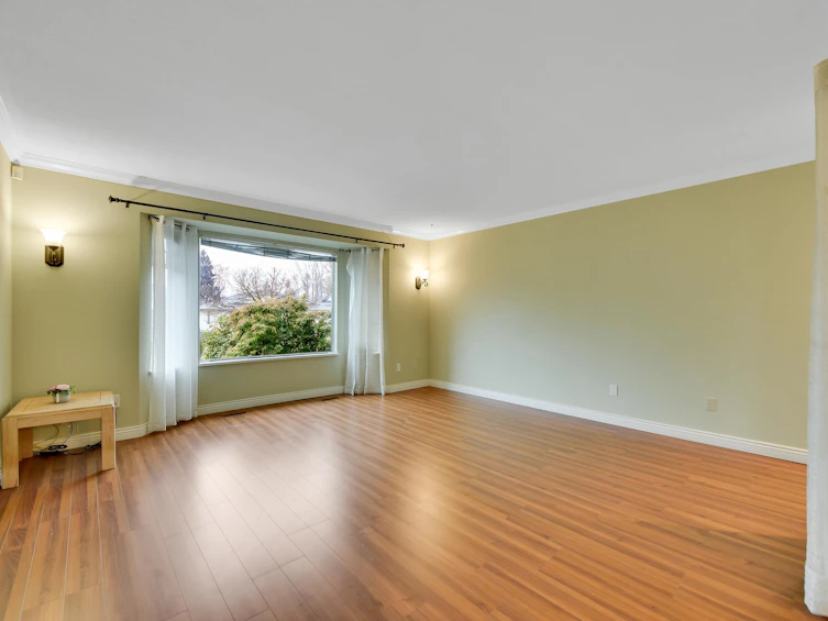 15537 84a Avenue, Surrey, BC, V3S 6M9 - 4