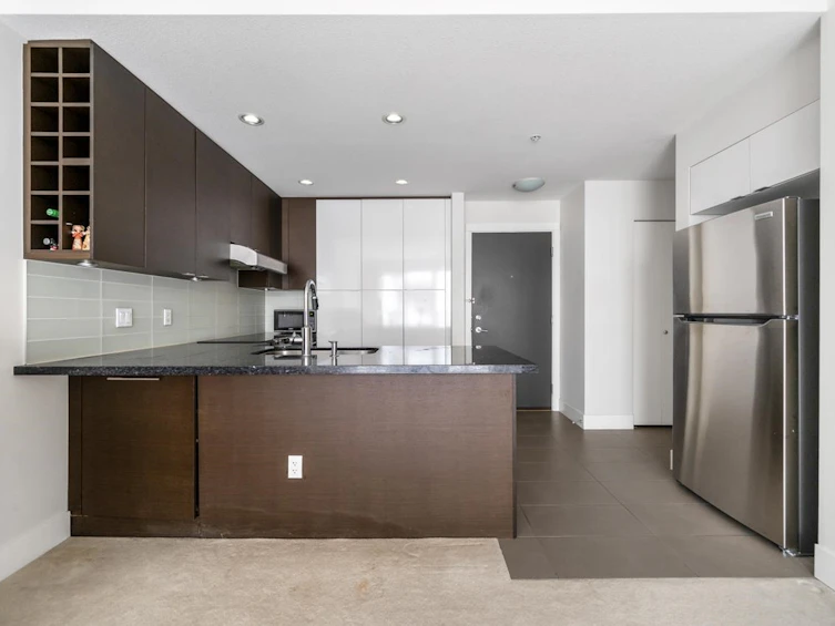 301-3478 Wesbrook Mall, Vancouver, BC, V6S 0B6 - 3