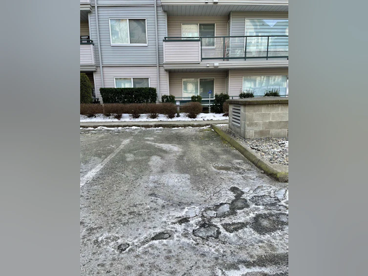 306-33718 King Road, Abbotsford, BC, V2S 8J3 - 33