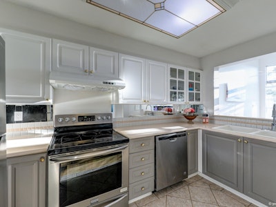 320-8880 Jones Road - 5