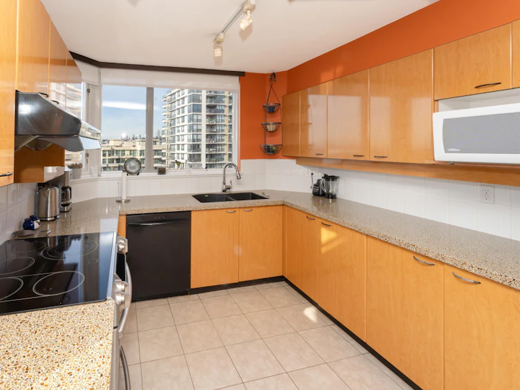 1508-10 Laguna Court, New Westminster, BC, V3M 6W3 - 6