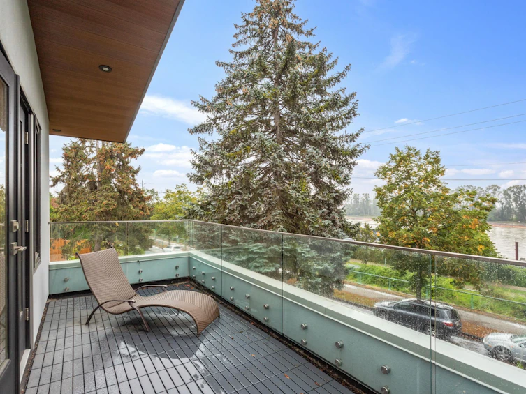2549 E Kent Avenue North, Vancouver, BC, V5S 2H7 - 23