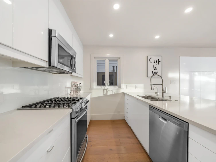 939 Prospect Avenue, North Vancouver, BC, V7R 2M2 - 11