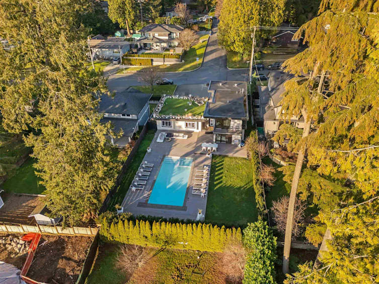 939 Prospect Avenue, North Vancouver, BC, V7R 2M2 - 32