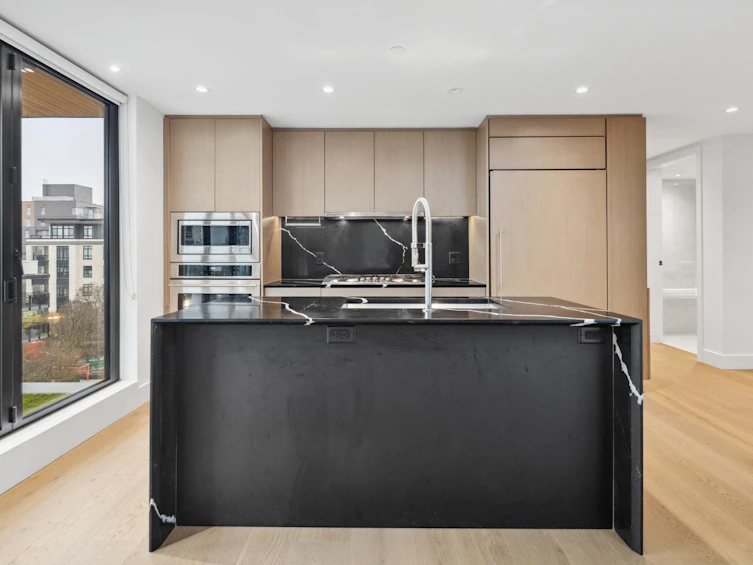 503-5089 Quebec Street, Vancouver, BC, V5W 0E5 - 5