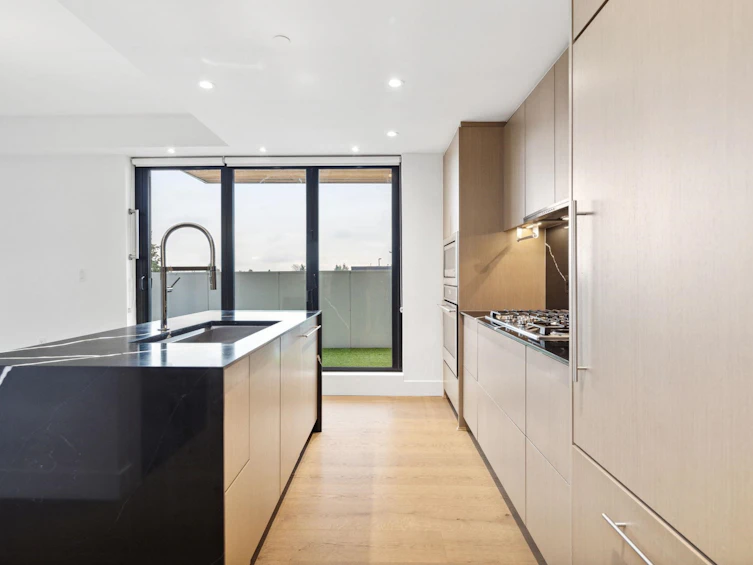 503-5089 Quebec Street, Vancouver, BC, V5W 0E5 - 7