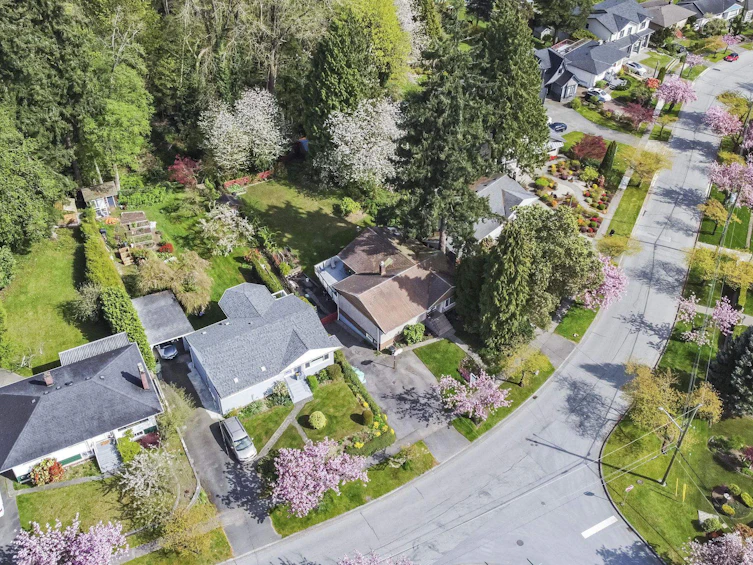 7950 Joffre Avenue, Burnaby, BC, V5J 3L1 - 36
