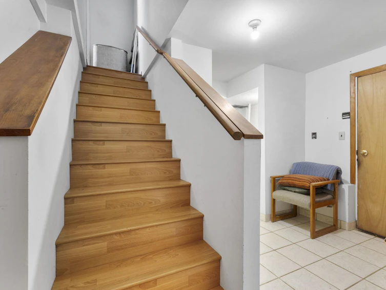 7950 Joffre Avenue, Burnaby, BC, V5J 3L1 - 19