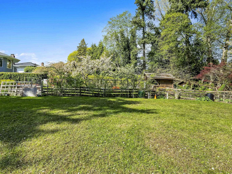 7950 Joffre Avenue, Burnaby, BC, V5J 3L1 - 29