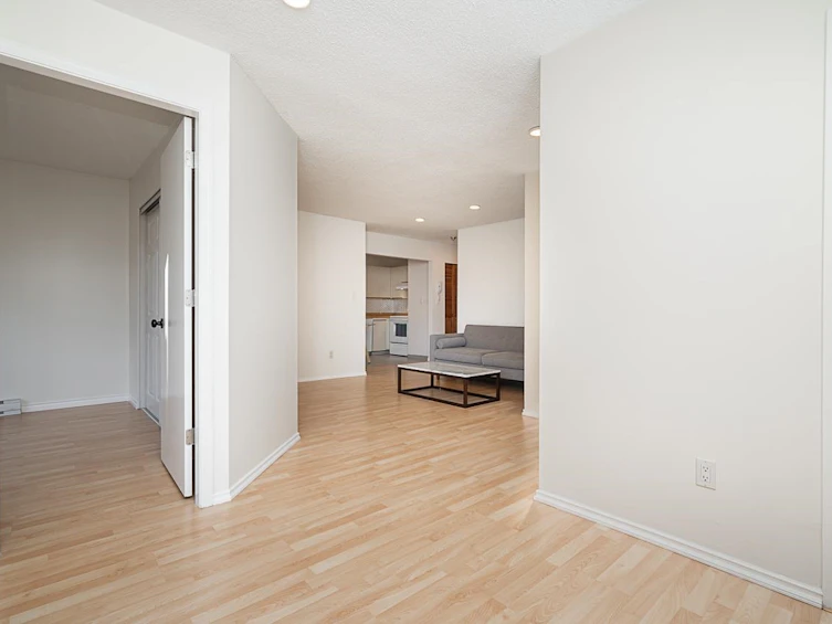202-8645 Osler Street, Vancouver, BC, V6P 4E6 - 11
