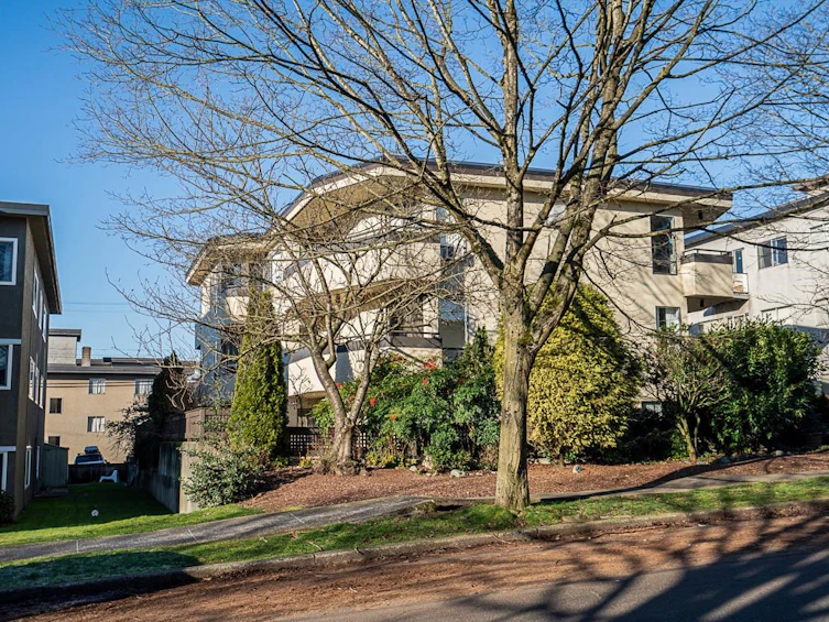 202-8645 Osler Street, Vancouver, BC, V6P 4E6 - 21