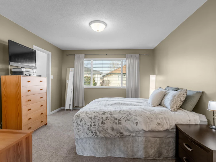 22331 Mclean Avenue, Richmond, BC, V6V 2P3 - 11