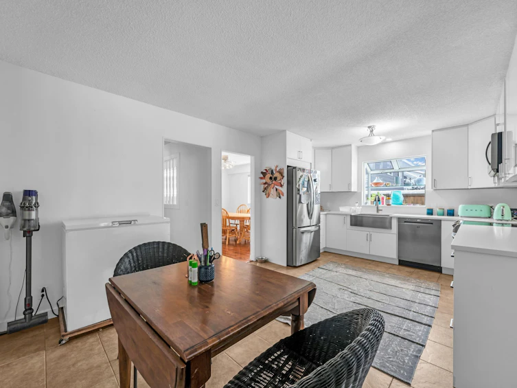 764 E 16th Street, North Vancouver, BC, V7L 2V1 - 6