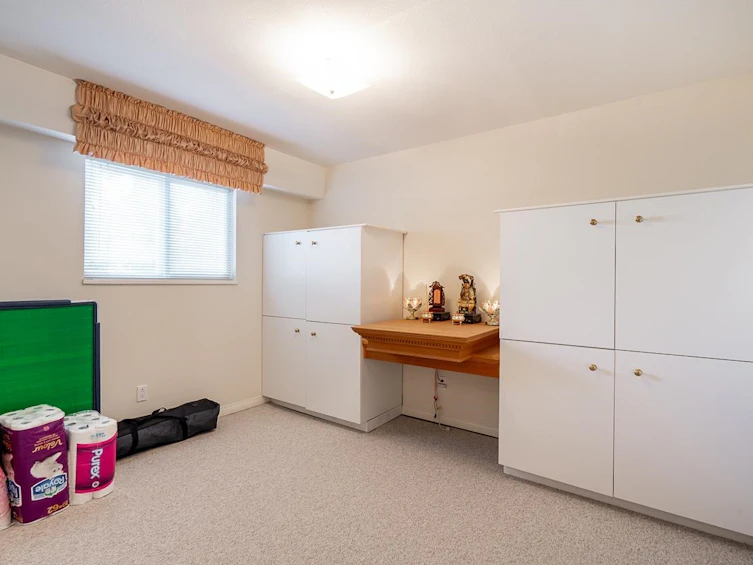 6958 Gray Avenue, Burnaby, BC, V5J 3Y8 - 32