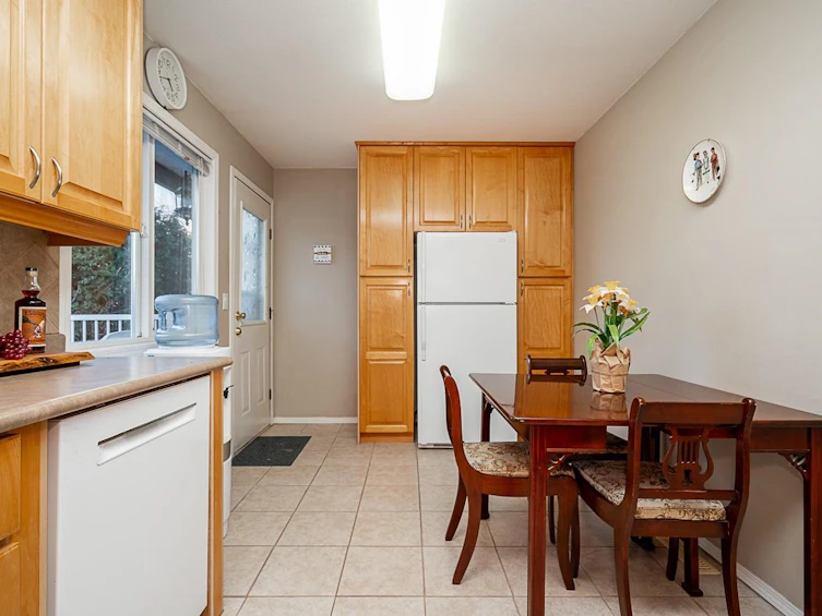 34831 Terrace Court, Abbotsford, BC, V2S 5J5 - 8