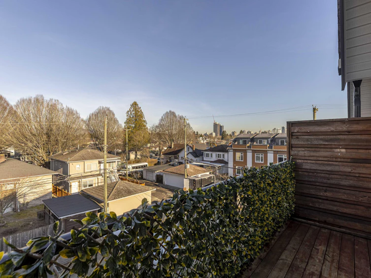 2765 Duke Street, Vancouver, BC, V5R 4S8 - 24