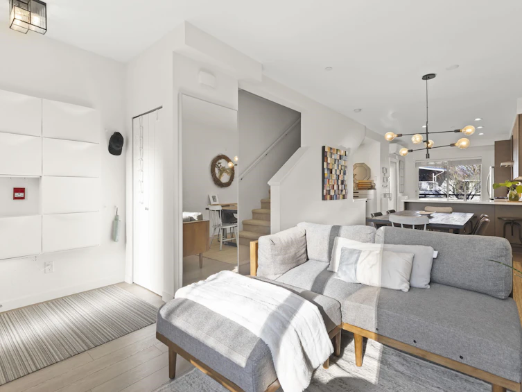 2765 Duke Street, Vancouver, BC, V5R 4S8 - 7