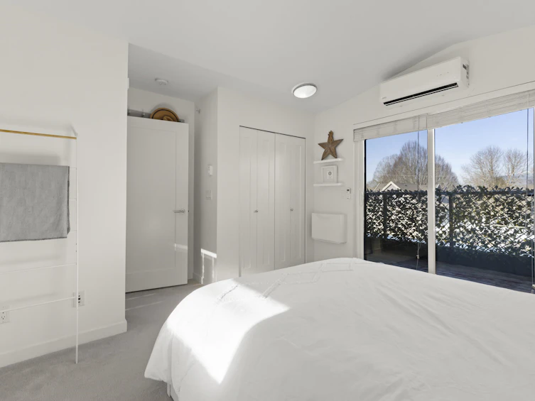 2765 Duke Street, Vancouver, BC, V5R 4S8 - 21