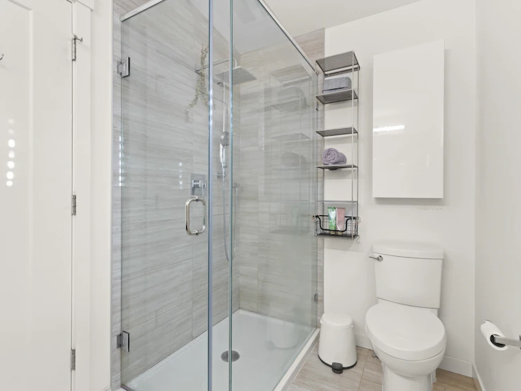 2765 Duke Street, Vancouver, BC, V5R 4S8 - 23