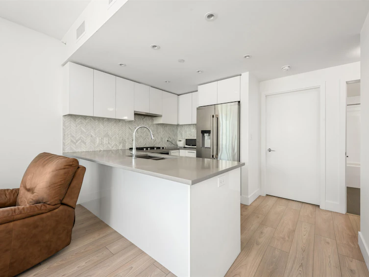 808-8570 Rivergrass Drive, Vancouver, BC, V5S 0H4 - 5