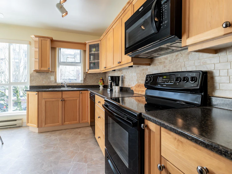203-2339 Shaughnessy Street, Port Coquitlam, BC, V3C 3E2 - 7