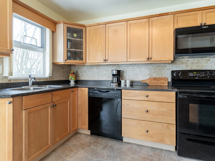 203-2339 Shaughnessy Street, Port Coquitlam, BC, V3C 3E2 - 8