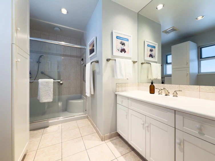 5405 Ranger Avenue, North Vancouver, BC, V7R 3M7 - 24