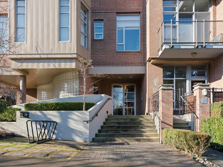113-2635 Prince Edward Street, Vancouver, BC, V5T 4V7 - 40