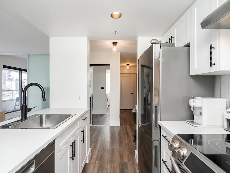 710-1060 Alberni Street, Vancouver, BC, V6E 4K2 - 5