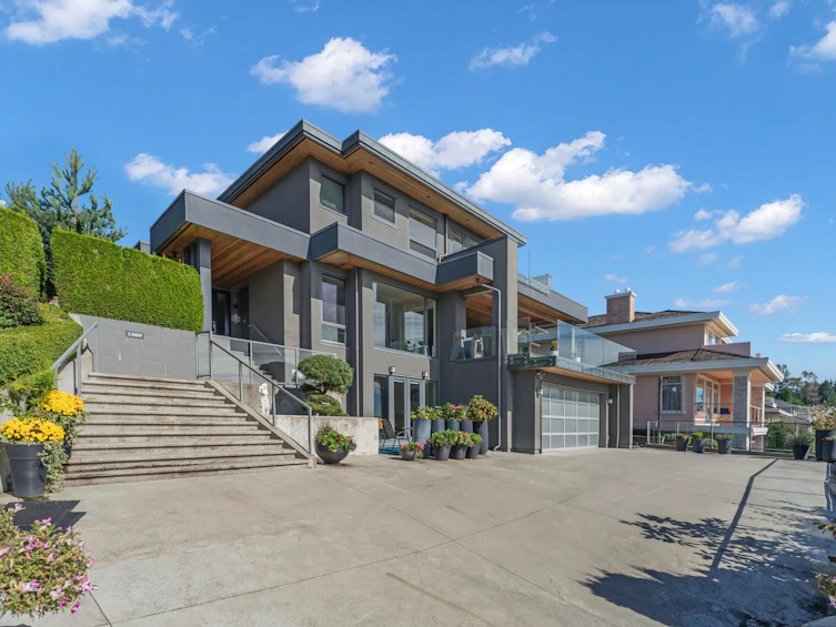 1569 Tyrol Court, West Vancouver, BC, V7S 3G5 - 2