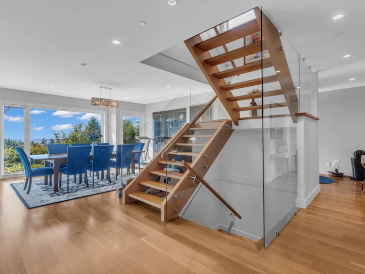 1569 Tyrol Court, West Vancouver, BC, V7S 3G5 - 19
