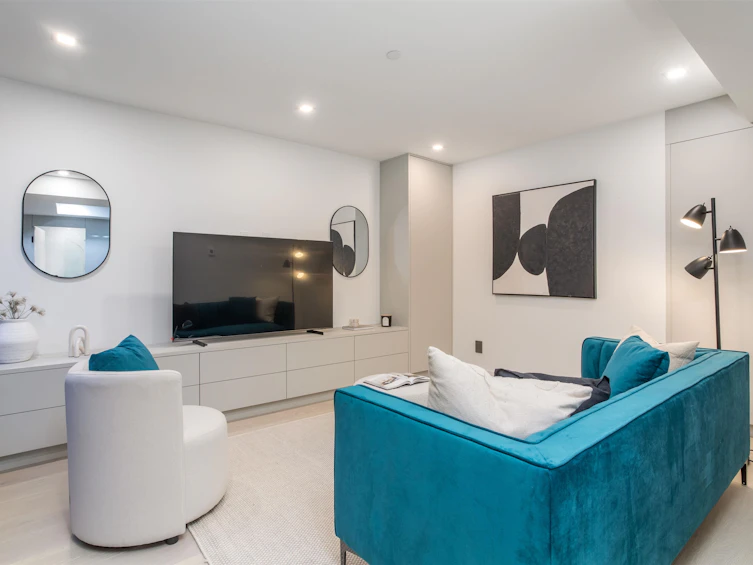 2818 Adanac Street, Vancouver, BC, V5K 2N3 - 27