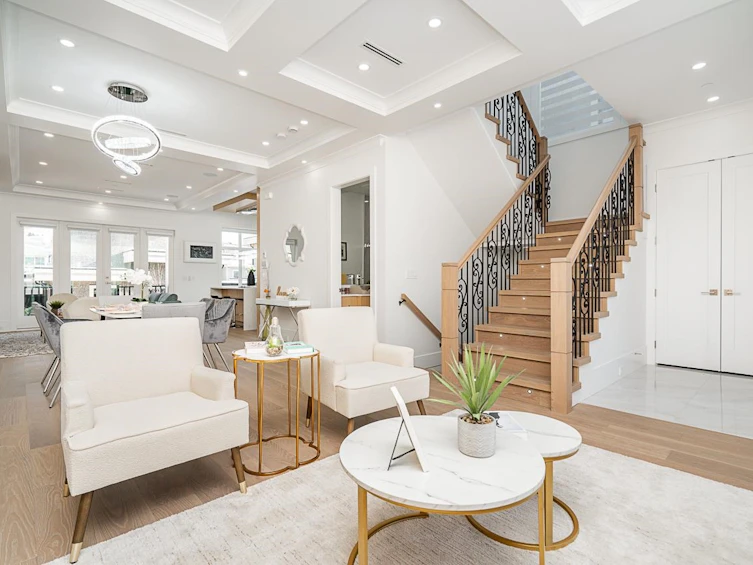 6210 Larch Street, Vancouver, BC, V6M 4E7 - 3