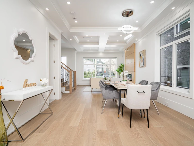 6210 Larch Street, Vancouver, BC, V6M 4E7 - 4