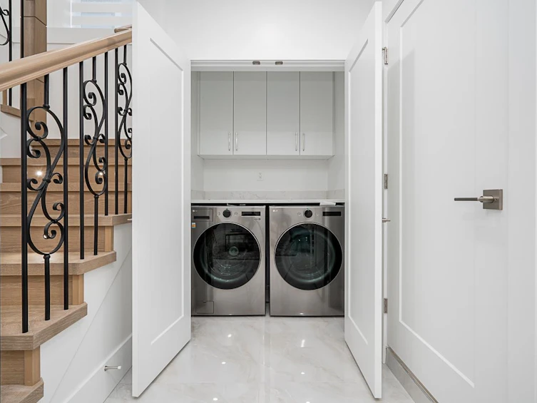 6210 Larch Street, Vancouver, BC, V6M 4E7 - 22