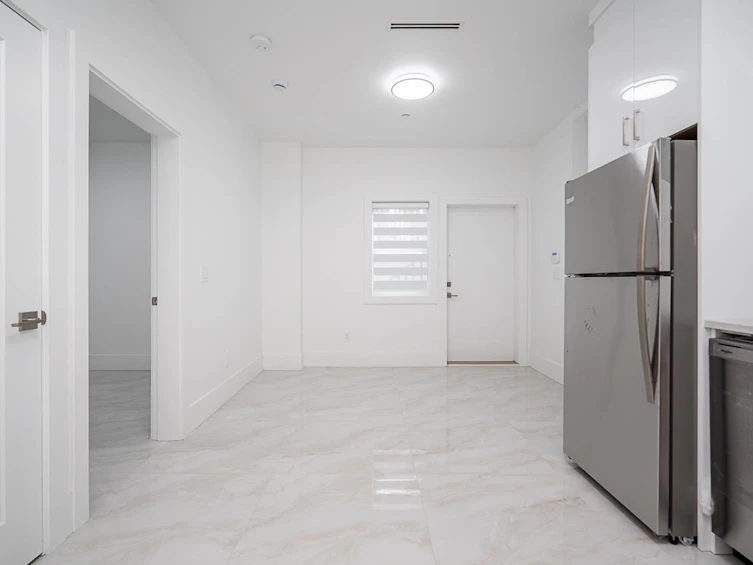 6210 Larch Street, Vancouver, BC, V6M 4E7 - 24