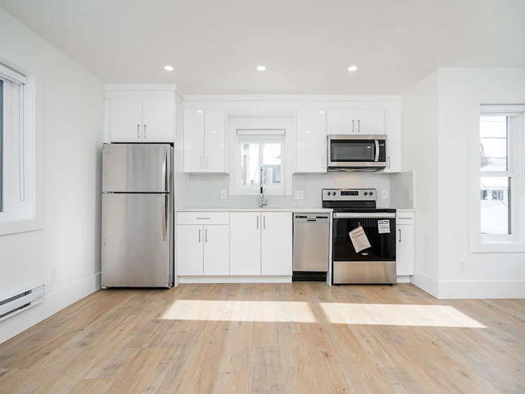 6210 Larch Street, Vancouver, BC, V6M 4E7 - 25