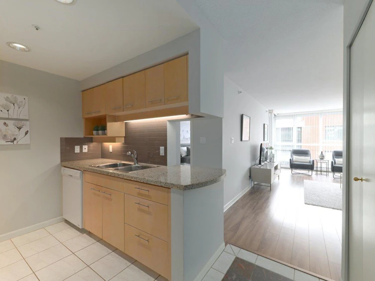 10A-199 Drake Street, Vancouver, BC, V6Z 2T9 - 8