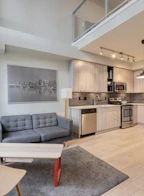 310 3080 Gladwin Road
