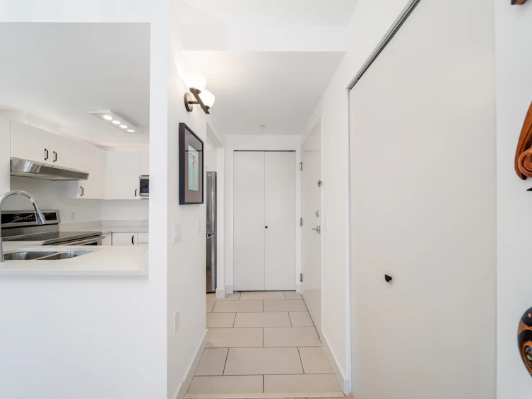 1004-121 W 15th Street, North Vancouver, BC, V7M 1R8 - 7